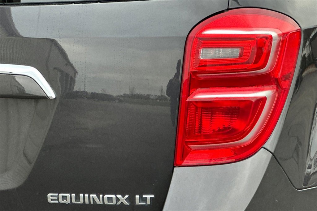 Used 2016 Chevrolet Equinox LT w/ Convenience Package image 28