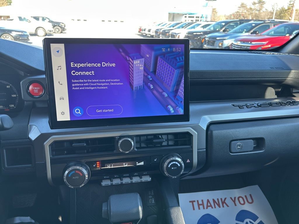 Used 2024 Toyota Tacoma TRD Off-Road image 9