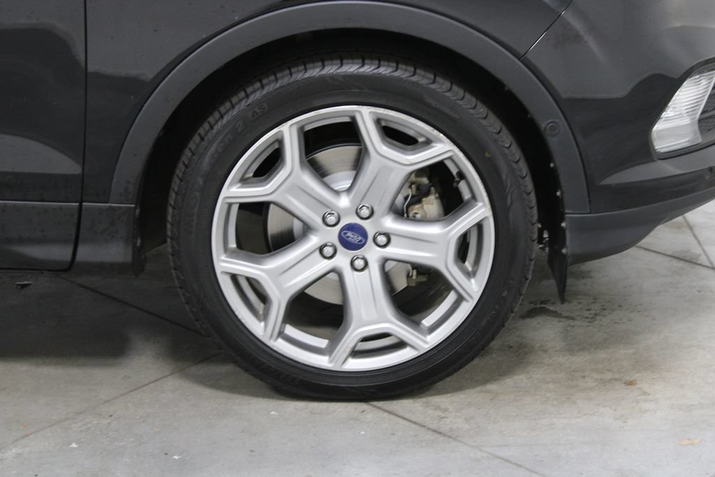 Used 2017 Ford Escape Titanium w/ Equipment Group 301A FWD image 12