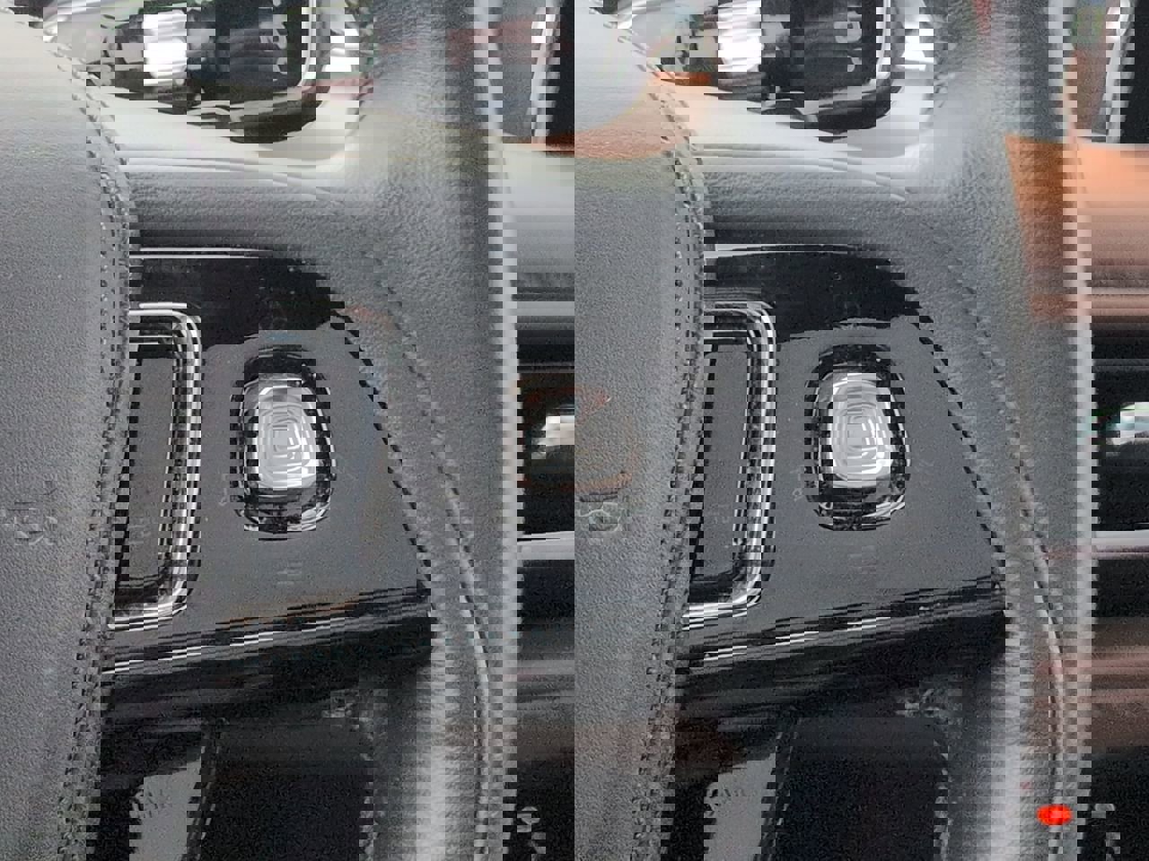 Certified 2024 Lincoln Aviator Reserve w/ Equipment Group 201A image 27