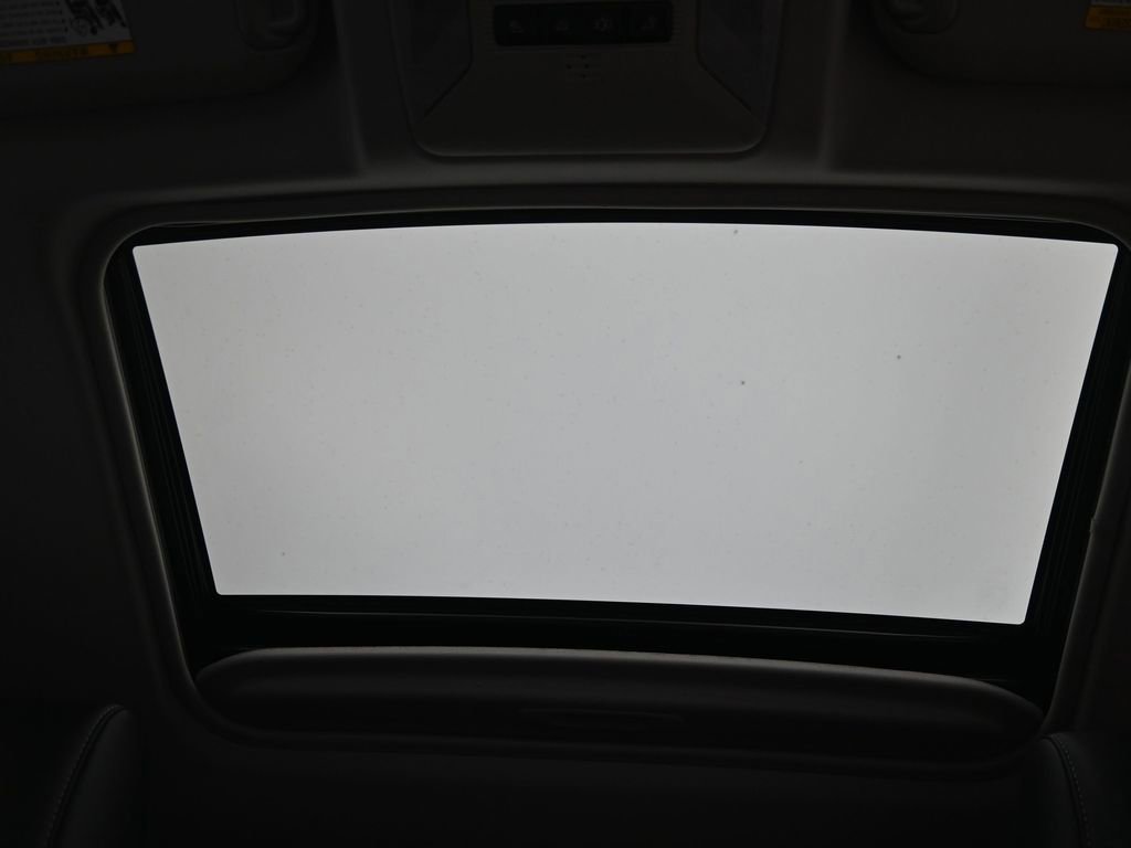 Used 2019 Toyota RAV4 XLE Premium w/ Cold Weather Package image 18