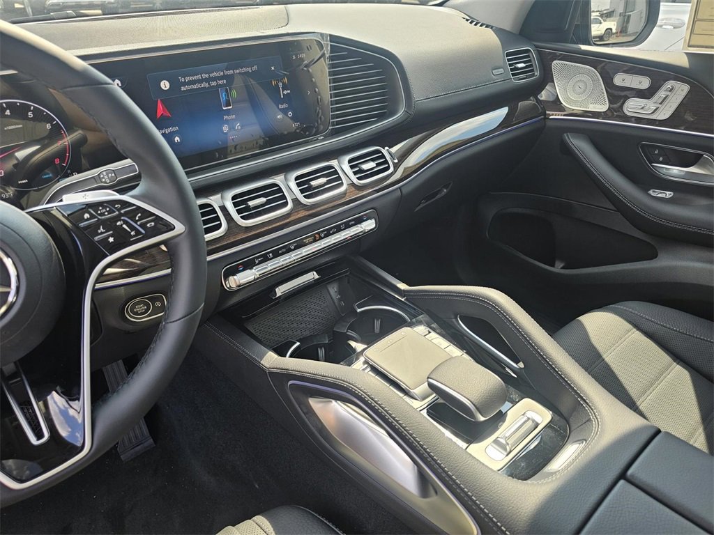 New 2026 Mercedes-Benz GLS 450 4MATIC image 22