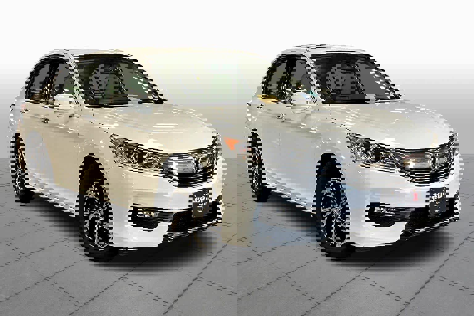 Used 2016 Honda Accord EX-L image 2