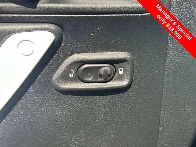 Used 2018 Jeep Wrangler Unlimited Sport S image 14