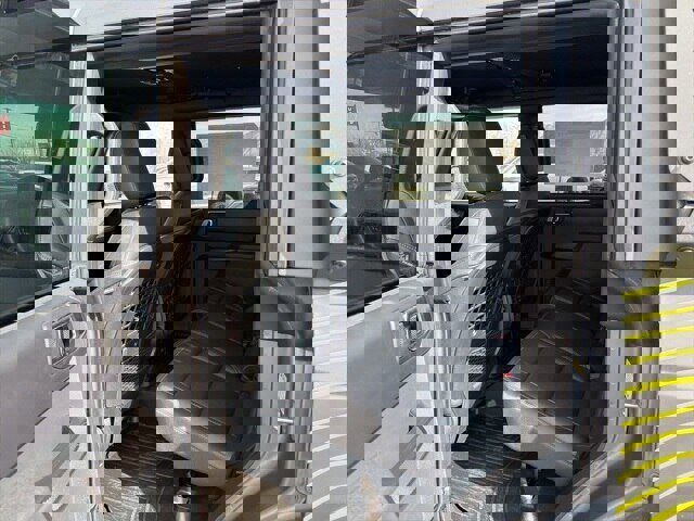 New 2025 Ford Bronco Badlands image 29