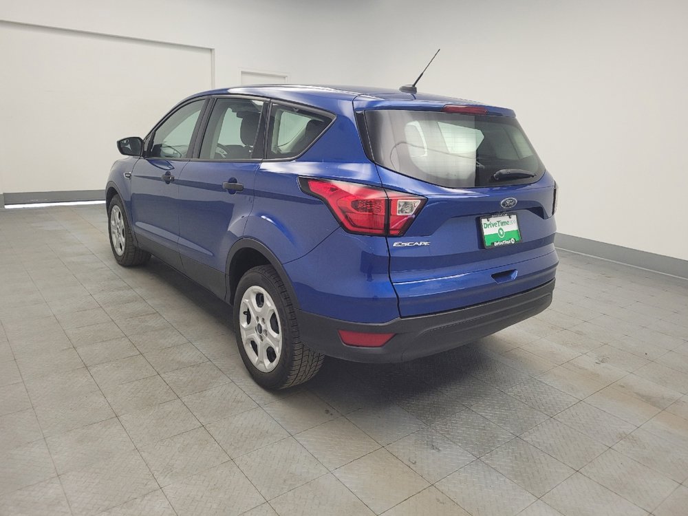 Used 2019 Ford Escape S image 5