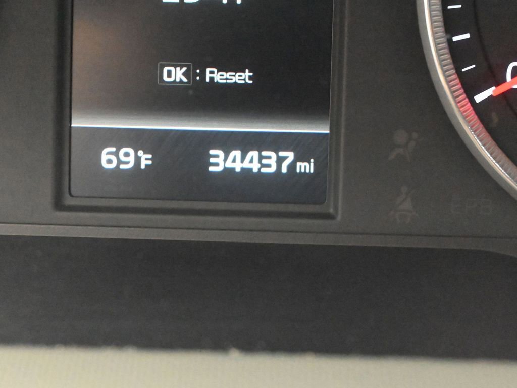 Used 2023 Kia K5 GT-Line image 32