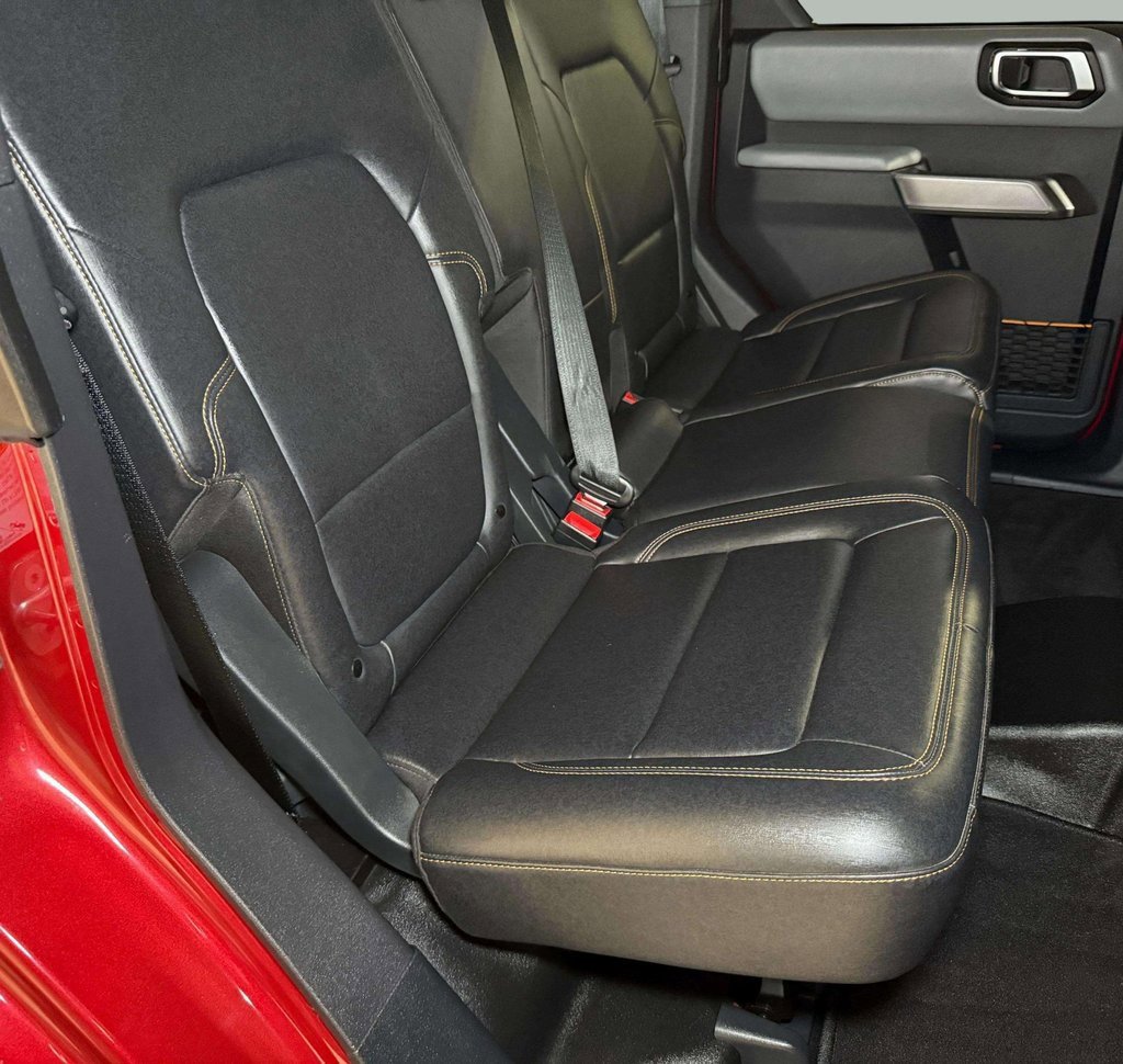 Used 2021 Ford Bronco Badlands w/ Sasquatch Package image 26