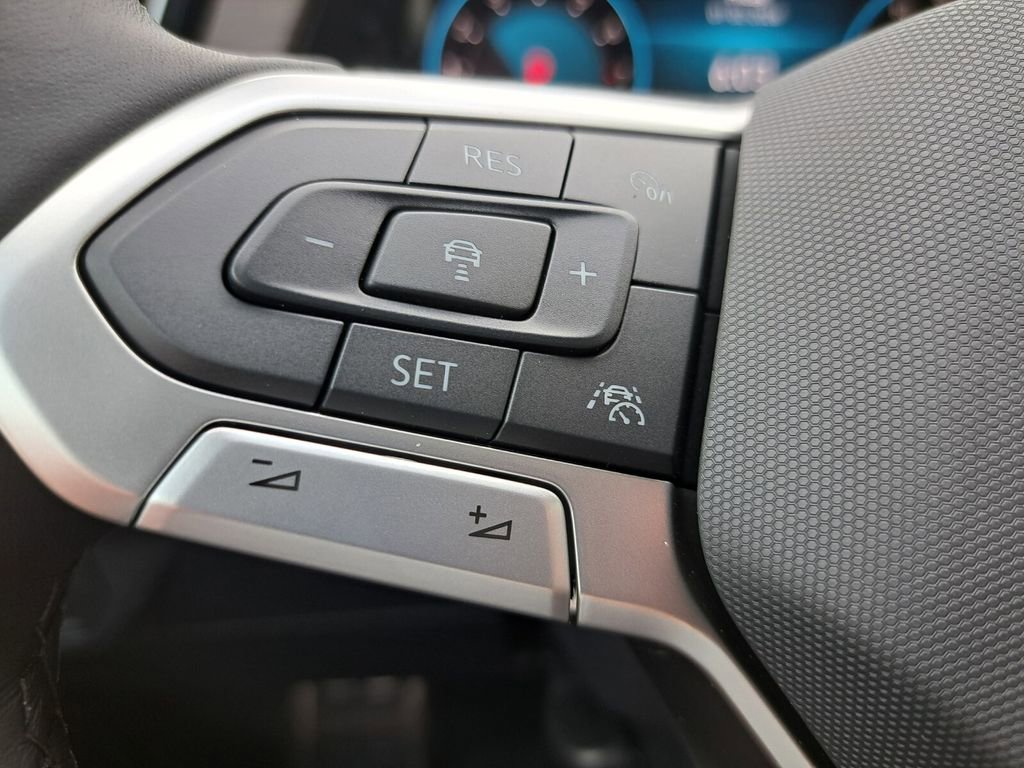 New 2026 Volkswagen Atlas SEL Premium R-Line image 14