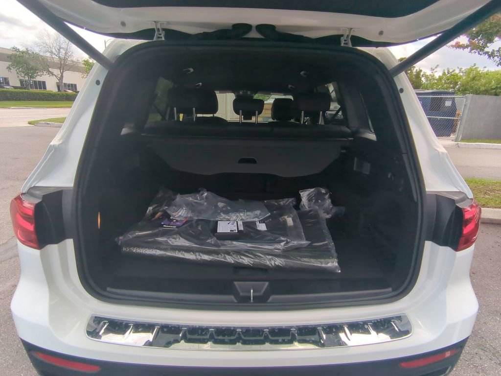 New 2025 Mercedes-Benz GLB 250 GLB 250 image 24