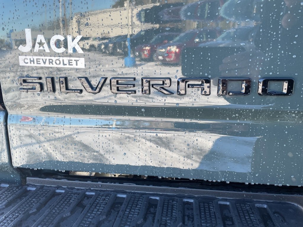 Used 2025 Chevrolet Silverado 2500 LTZ w/ Trail Boss Package image 6