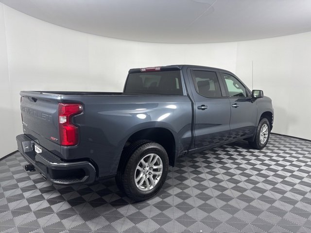 Used 2021 Chevrolet Silverado 1500 RST image 2
