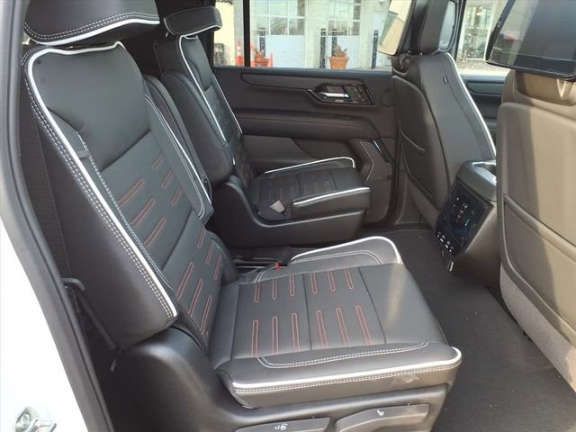 New 2026 GMC Yukon XL AT4 Ultimate AWD/4WD image 23