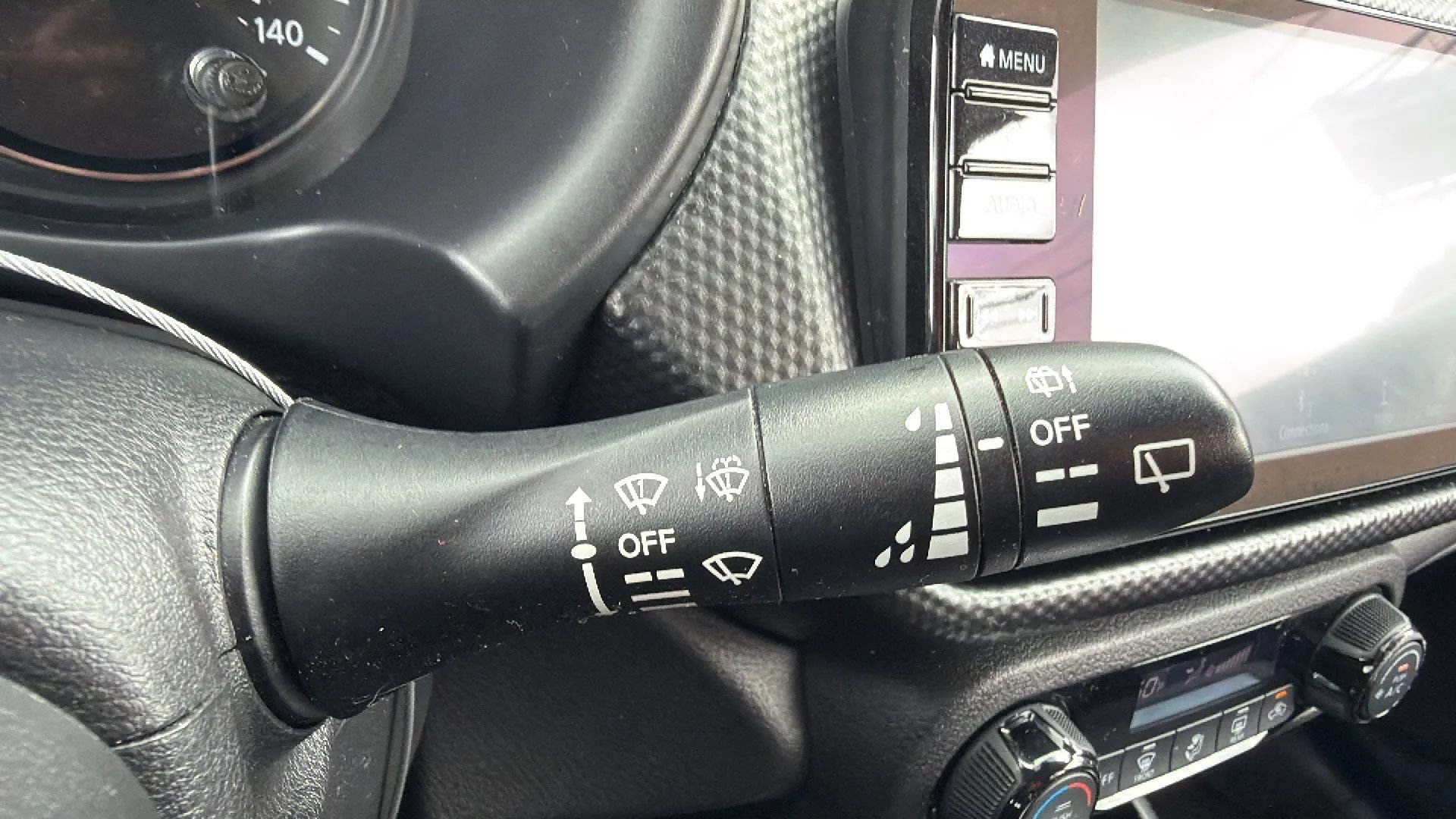 Used 2021 Nissan Kicks SV FWD image 13