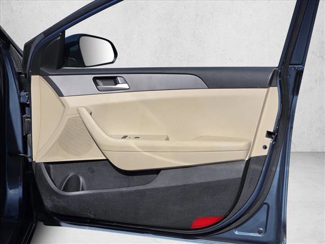 Used 2016 Hyundai Sonata SE image 10
