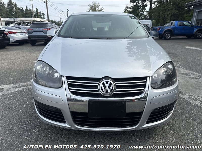 Used 2006 Volkswagen Jetta TDI FWD image 2
