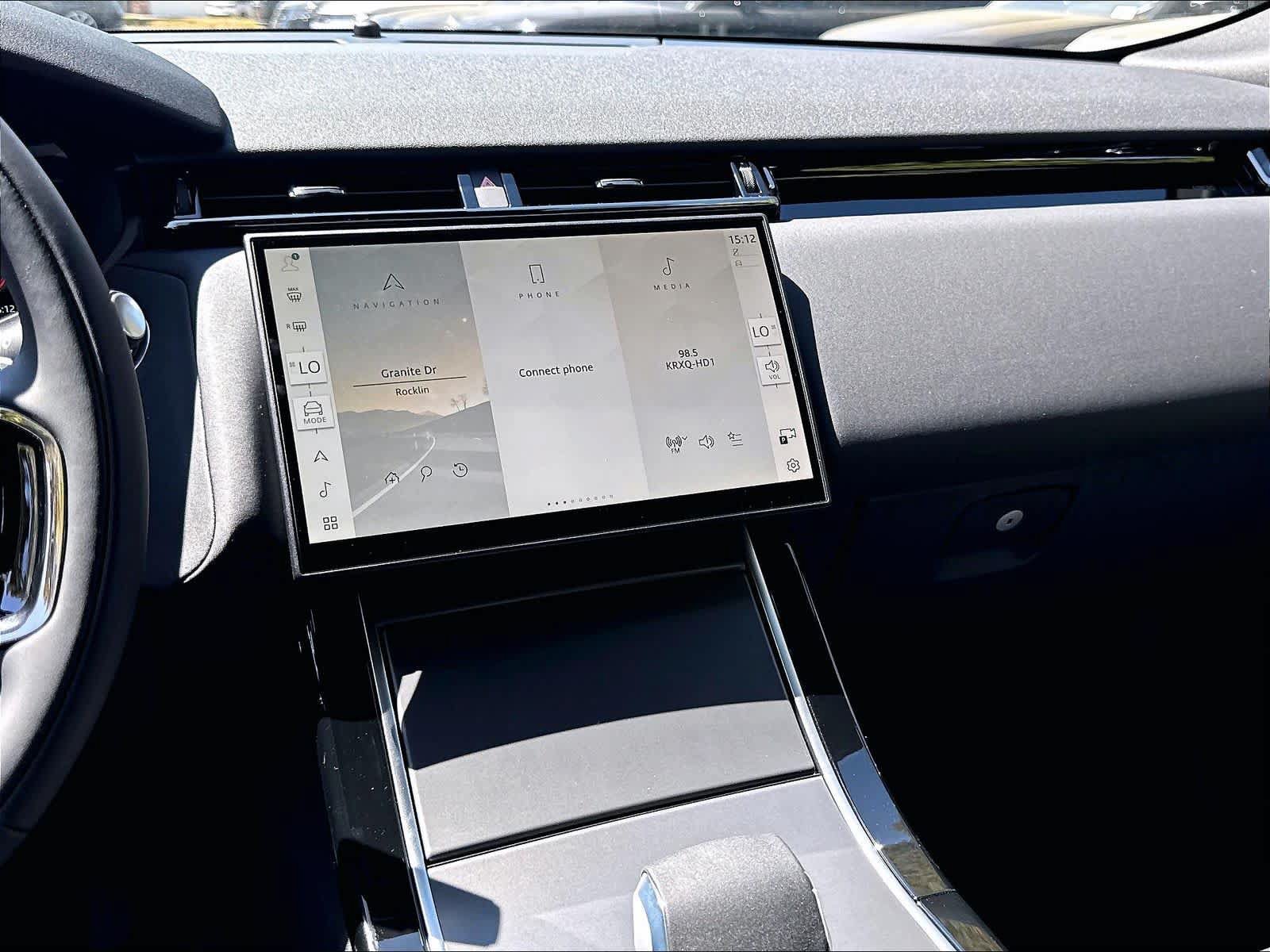 New 2026 Land Rover Range Rover Velar S AWD/4WD image 9