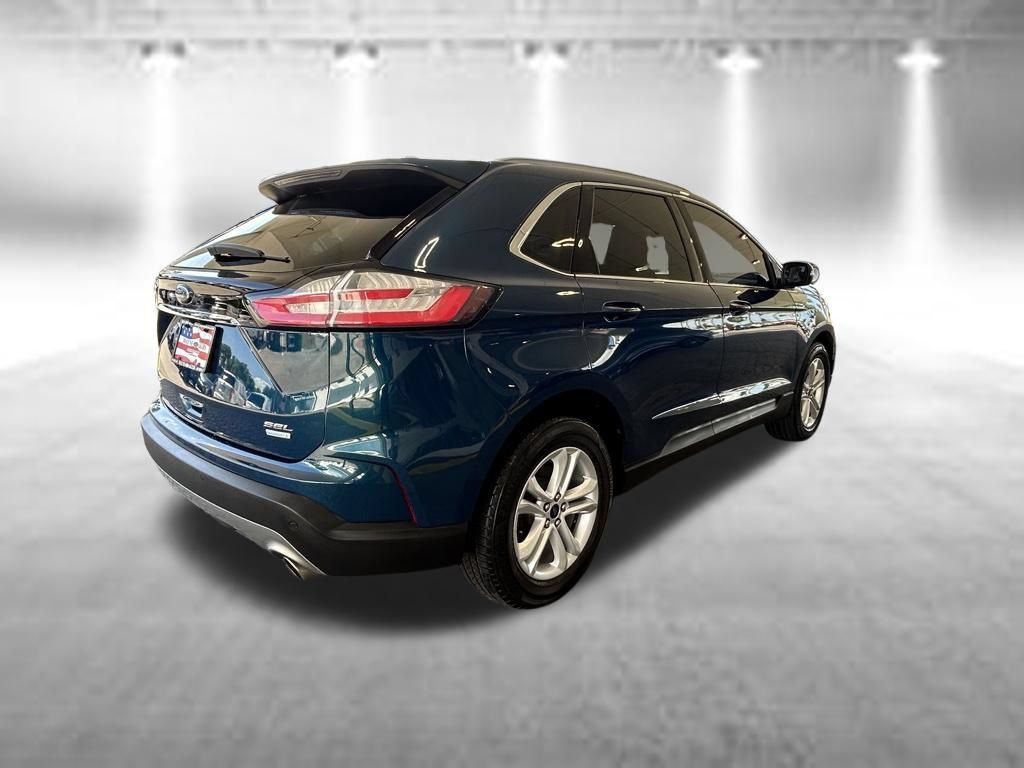 Certified 2020 Ford Edge SEL w/ Cold Weather Package FWD image 4