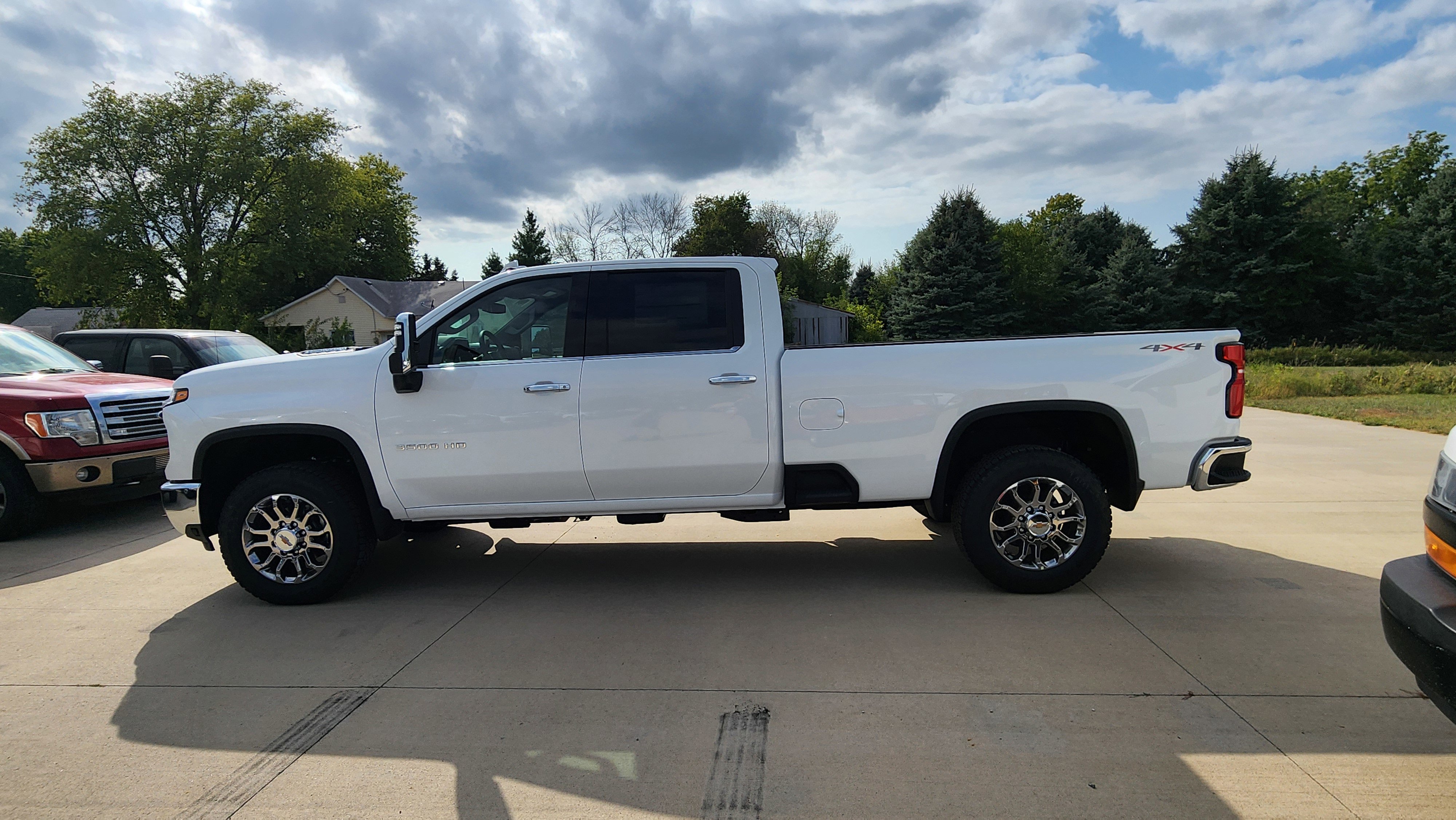 New 2026 Chevrolet Silverado 3500 LTZ image 7