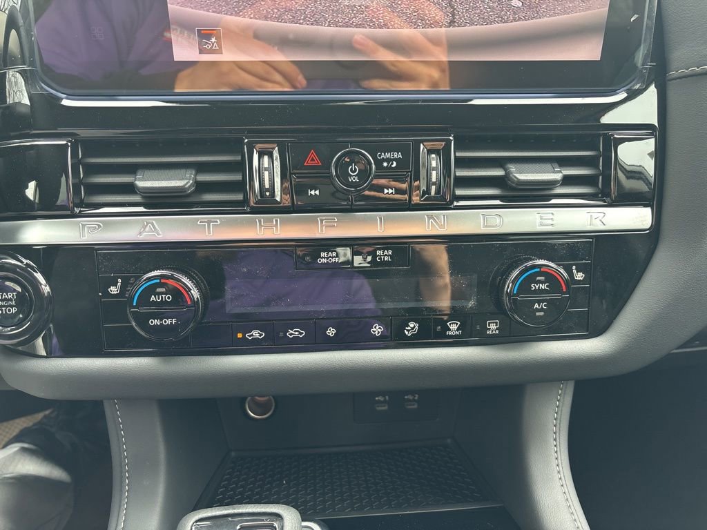 New 2026 Nissan Pathfinder SV image 13