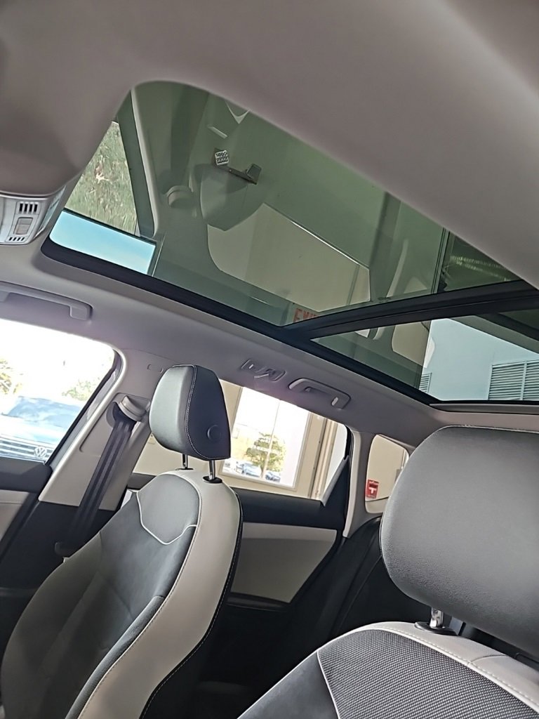 New 2026 Volkswagen Taos SE image 28