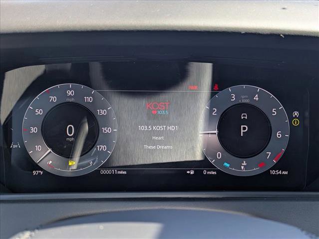 New 2026 Land Rover Range Rover Velar Dynamic SE image 11