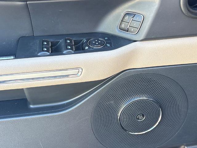 Certified 2023 Ford Expedition Limited RWD image 17