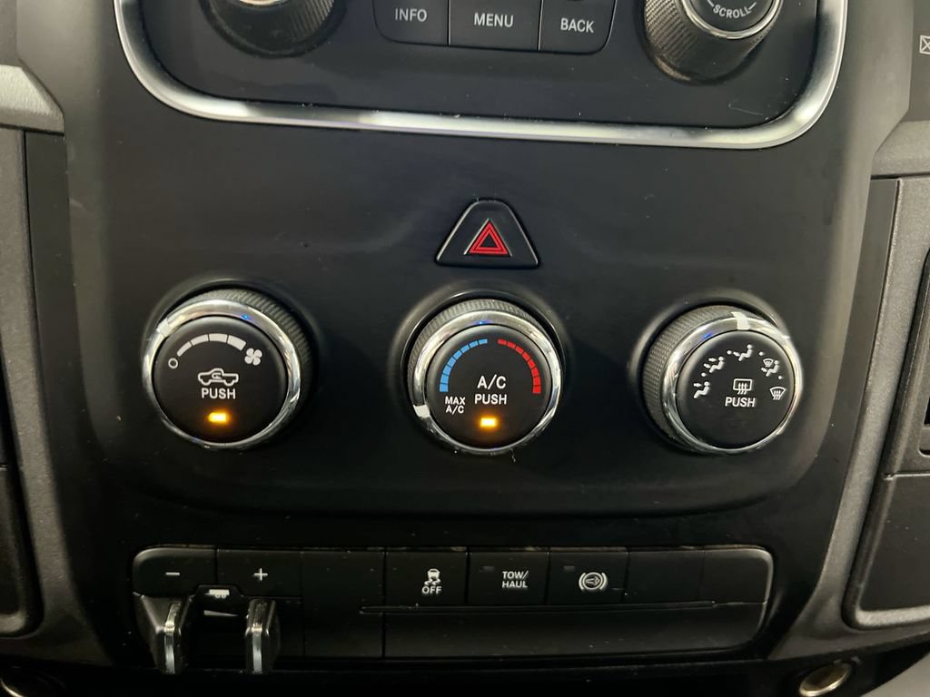 Used 2017 RAM 2500 Tradesman w/ Chrome Appearance Group AWD/4WD image 15