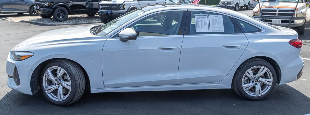 Used 2025 Audi A5 2.0T Premium w/ Convenience Package AWD/4WD image 2
