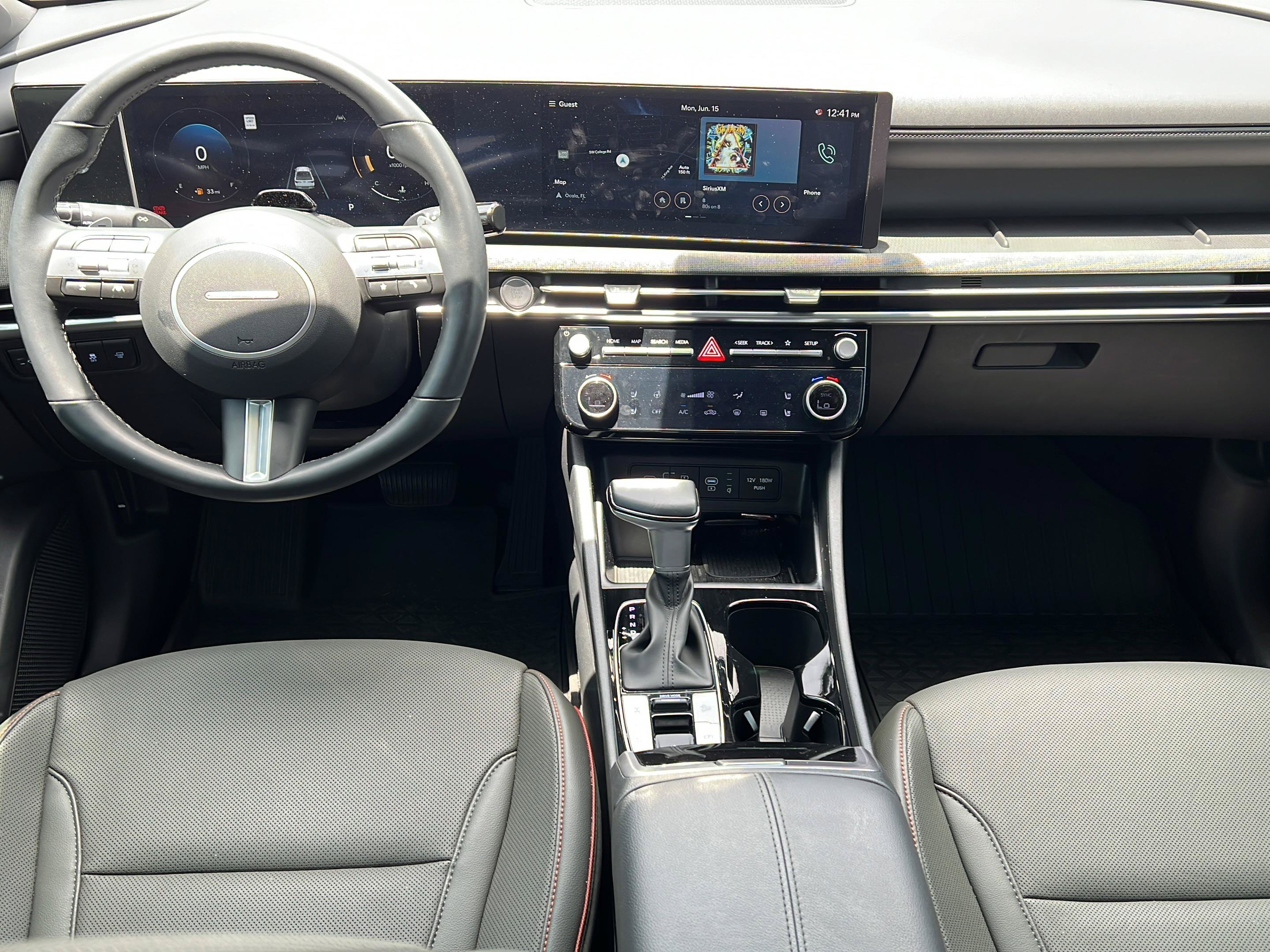Certified 2025 Hyundai Santa Cruz Limited AWD/4WD image 11