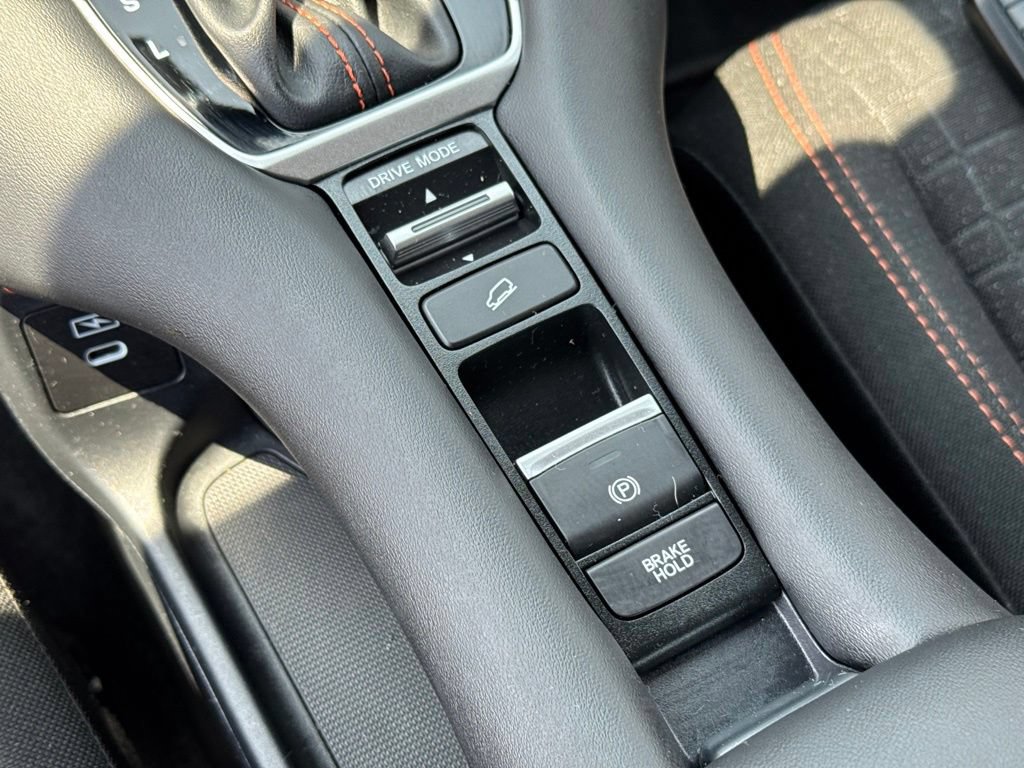 Certified 2025 Honda HR-V Sport image 22