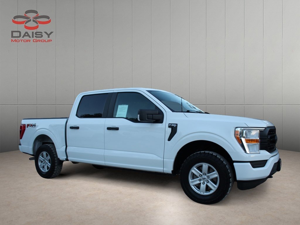 Used 2021 Ford F150 XL w/ Trailer Tow Package image 3