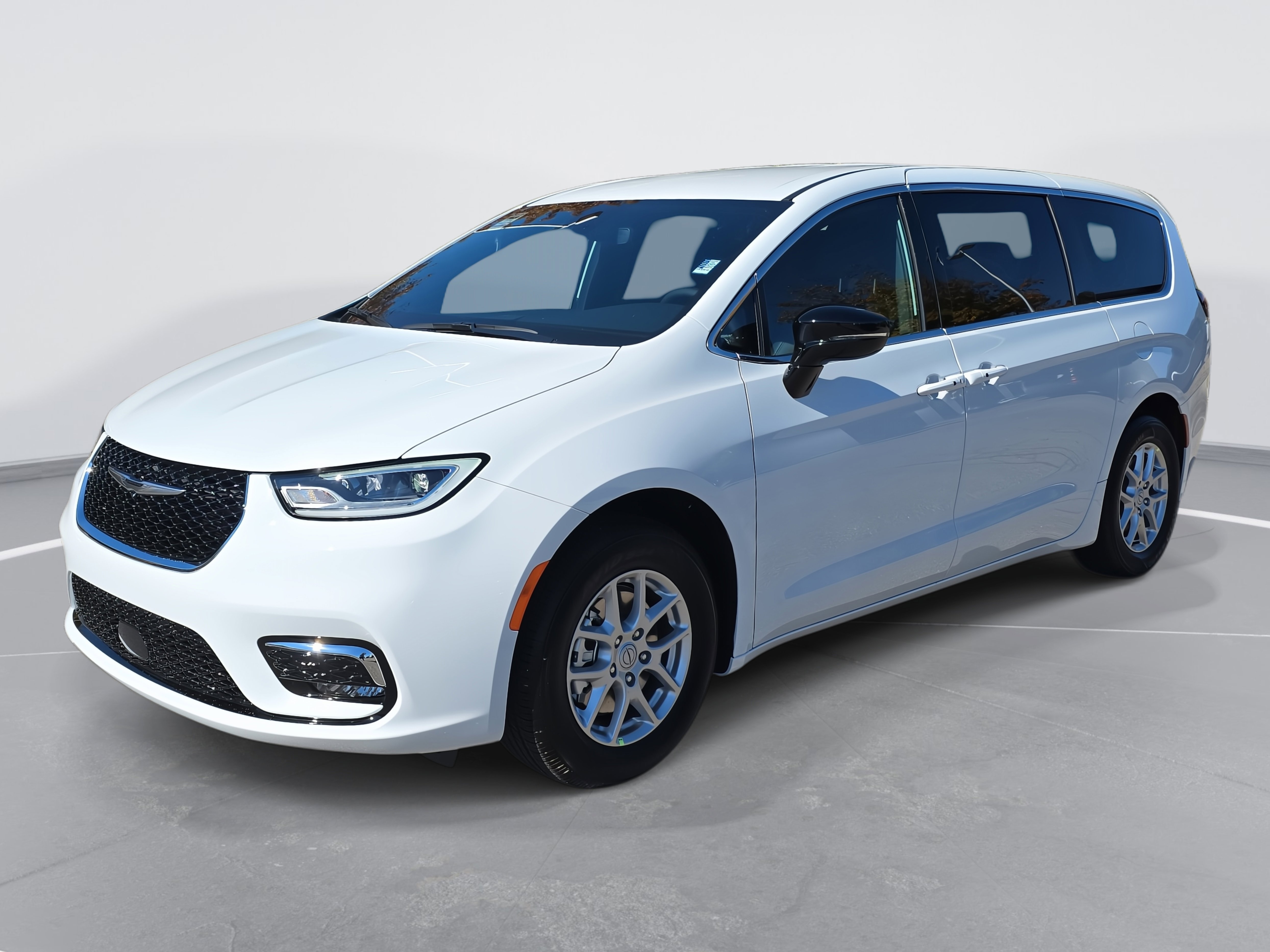 New 2026 Chrysler Pacifica Select