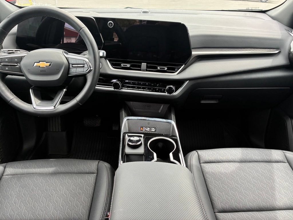 Used 2026 Chevrolet Equinox LT w/ Convenience Package II AWD/4WD image 13