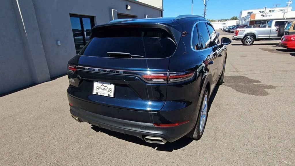 Used 2020 Porsche Cayenne image 7