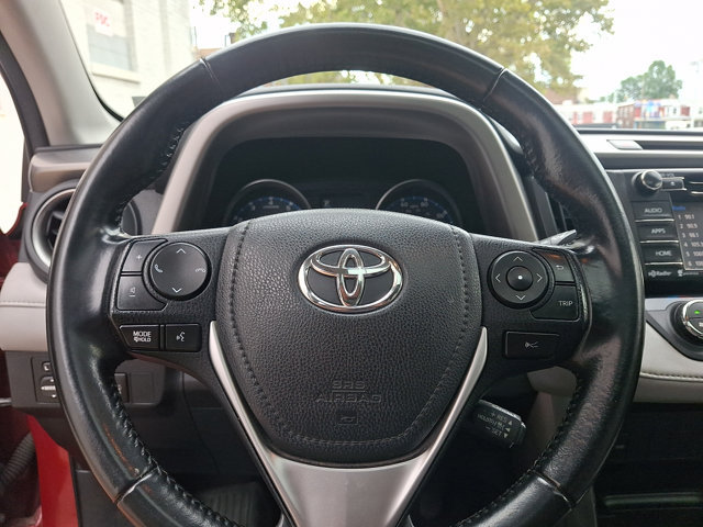 Used 2018 Toyota RAV4 XLE w/ Plus Extra Value Package AWD/4WD image 19