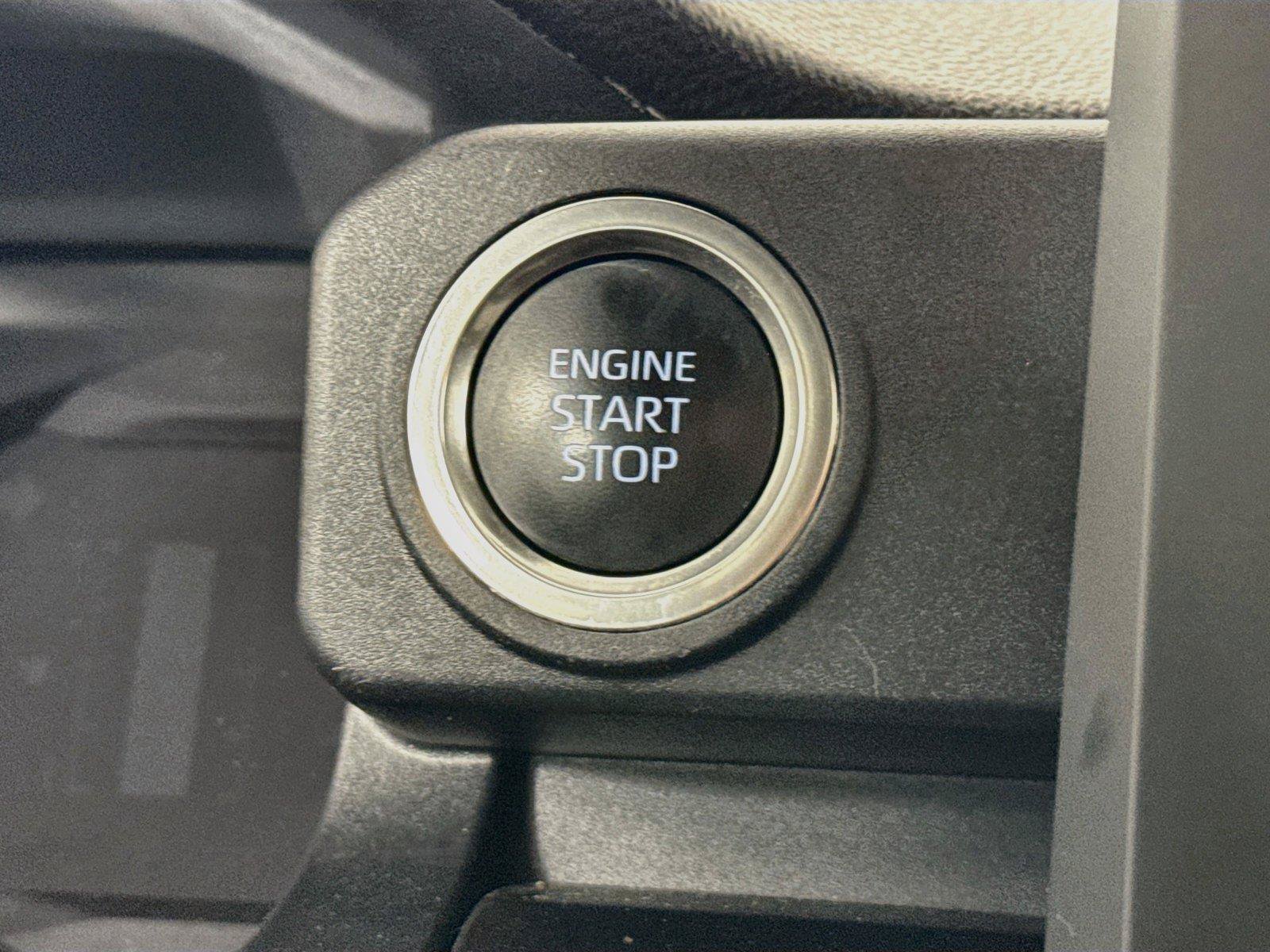 Certified 2025 Toyota 4Runner SR5 AWD/4WD image 21