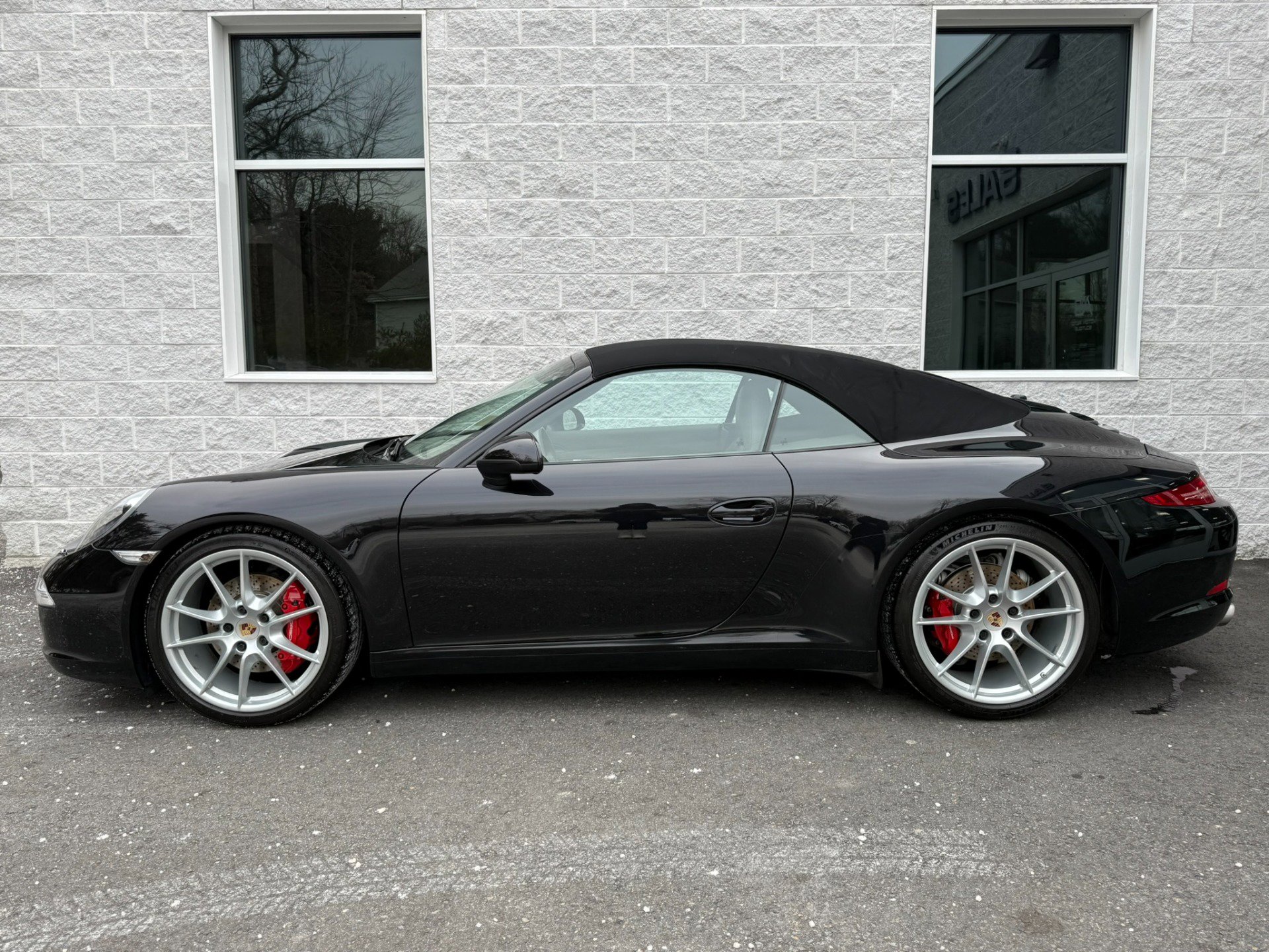 Used 2014 Porsche 911 Carrera S image 6