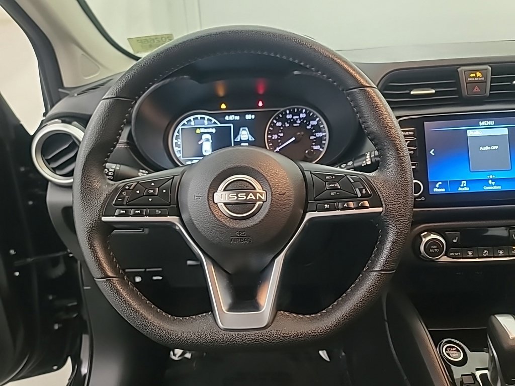 Used 2024 Nissan Versa SR FWD image 30