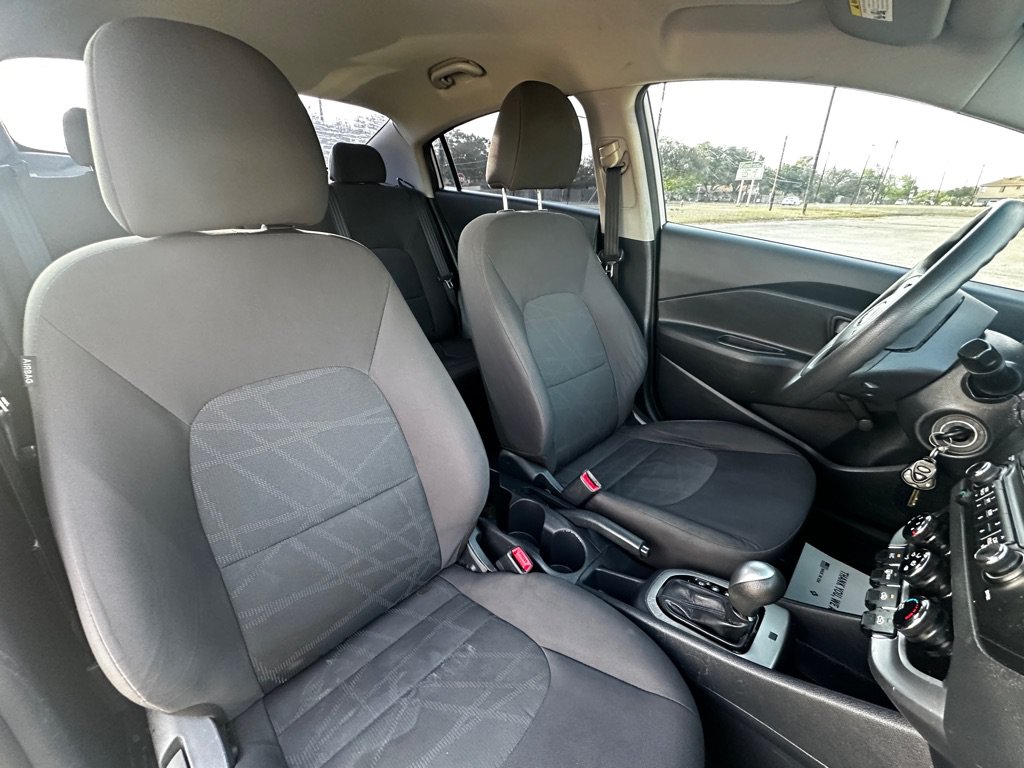 Used 2014 Kia Rio LX FWD image 32