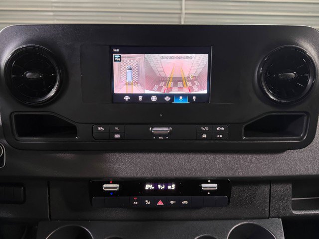 Used 2022 Mercedes-Benz Sprinter 2500 image 29