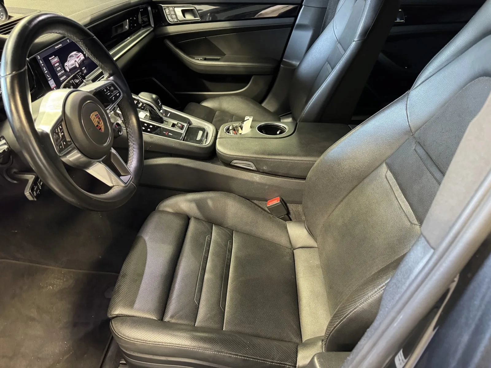 Used 2019 Porsche Panamera 4 AWD/4WD image 12