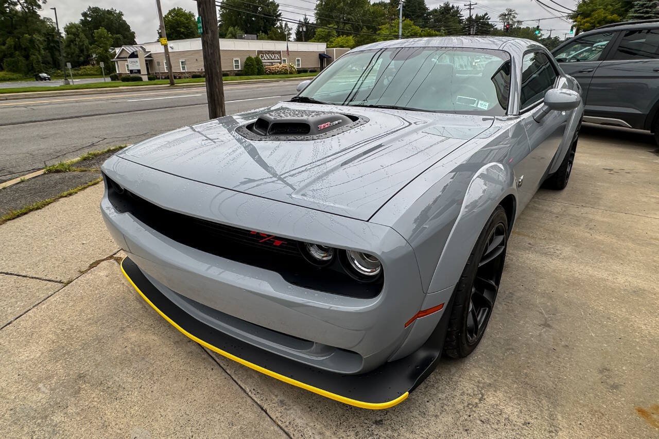 Used 2021 Dodge Challenger R/T Scat Pack RWD image 7