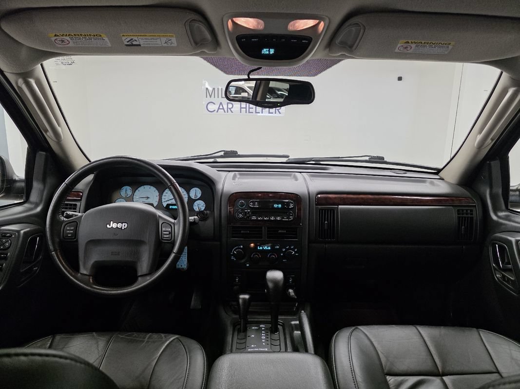 Used 2004 Jeep Grand Cherokee Limited w/ Cold Weather Group AWD/4WD image 4