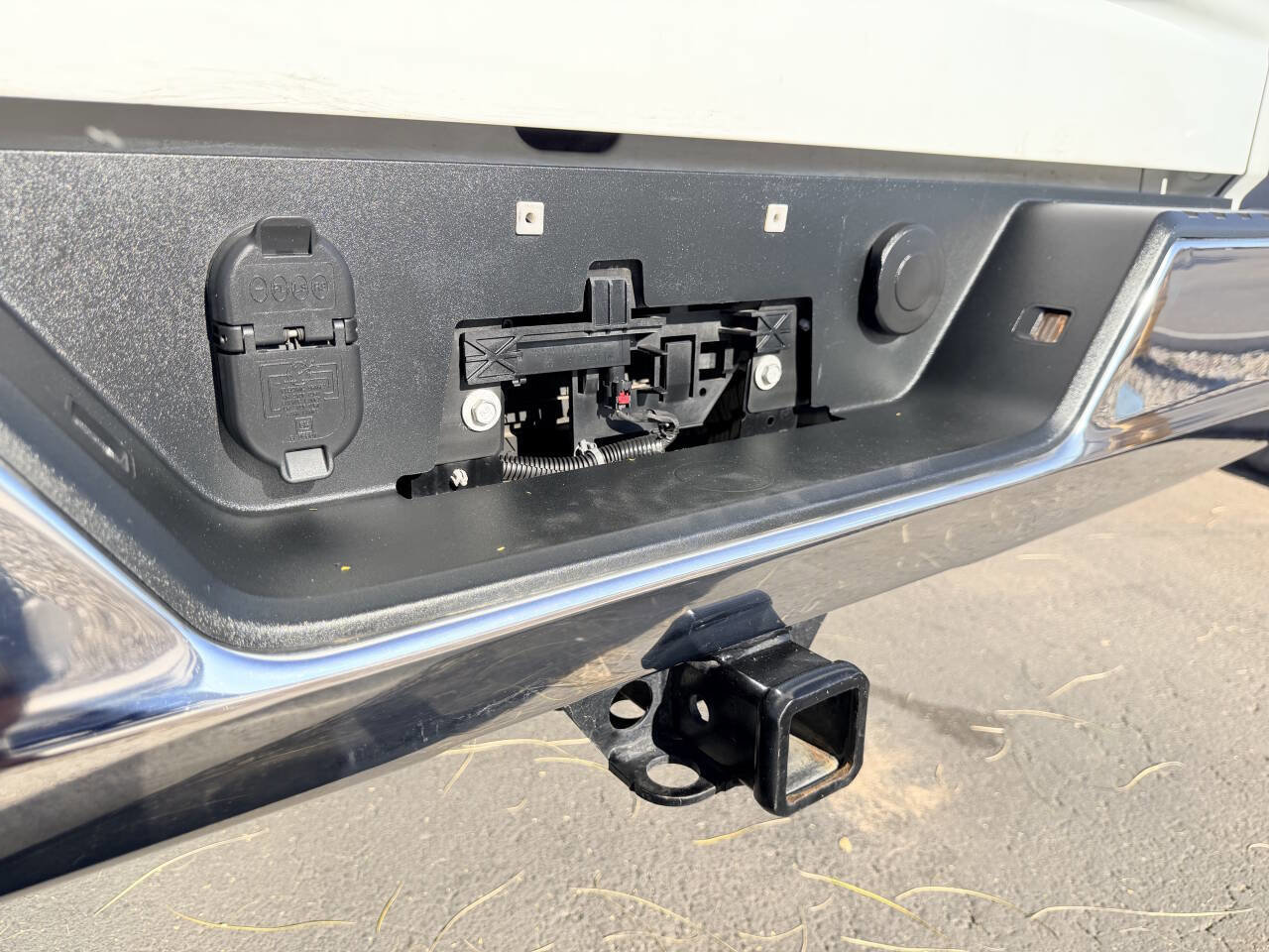 Used 2019 Chevrolet Silverado 1500 LT w/ All-Star Edition AWD/4WD image 8