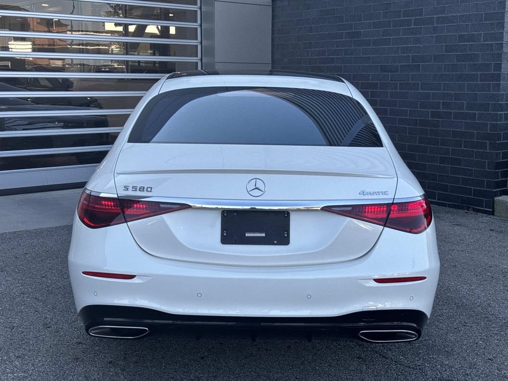 Used 2022 Mercedes-Benz S 580 4MATIC Sedan image 5