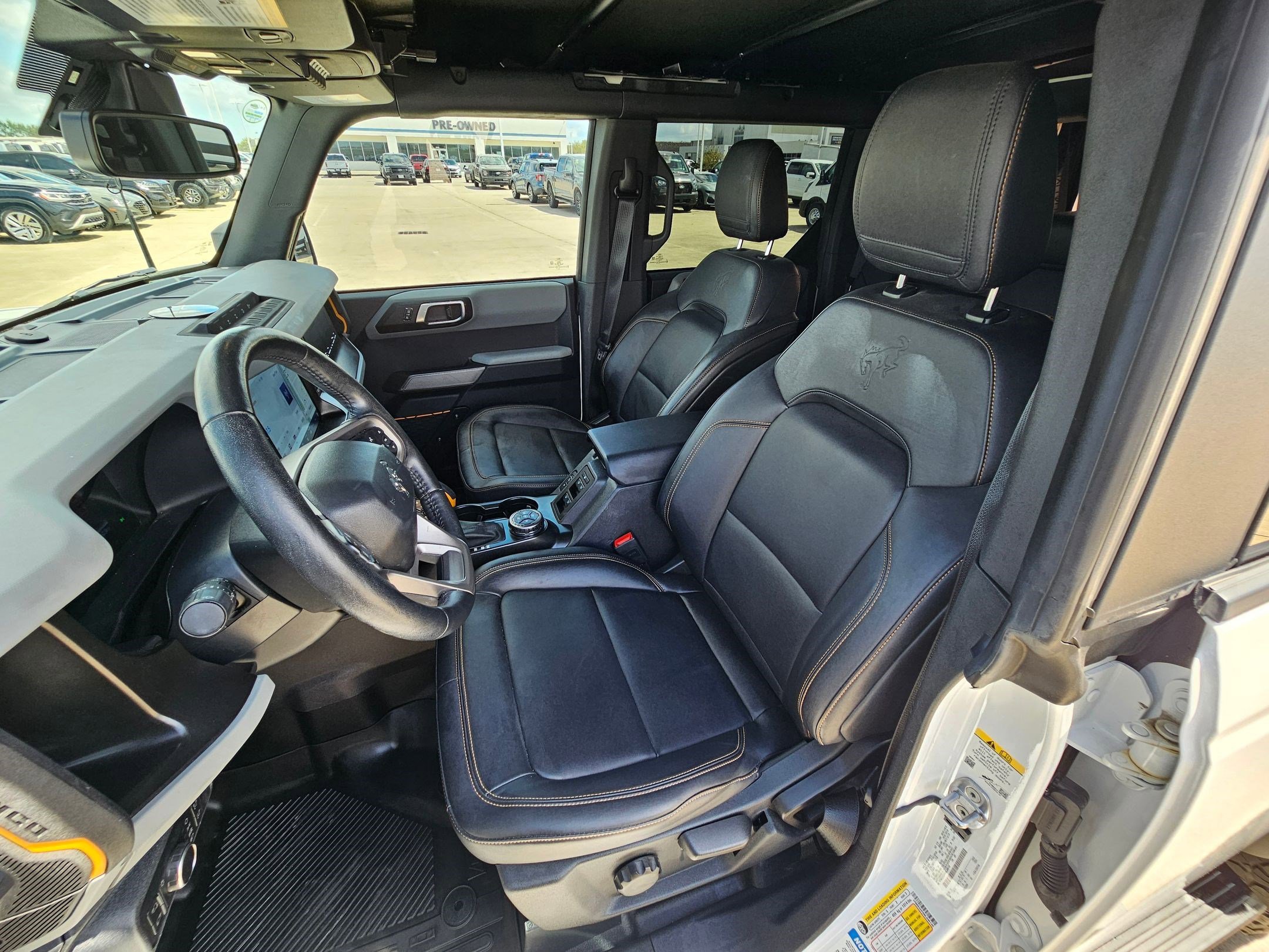 Used 2021 Ford Bronco Badlands image 14