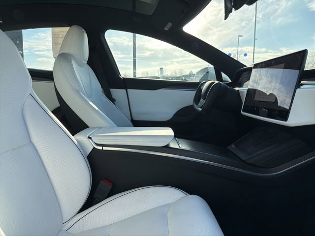 Used 2021 Tesla Model S Plaid image 9