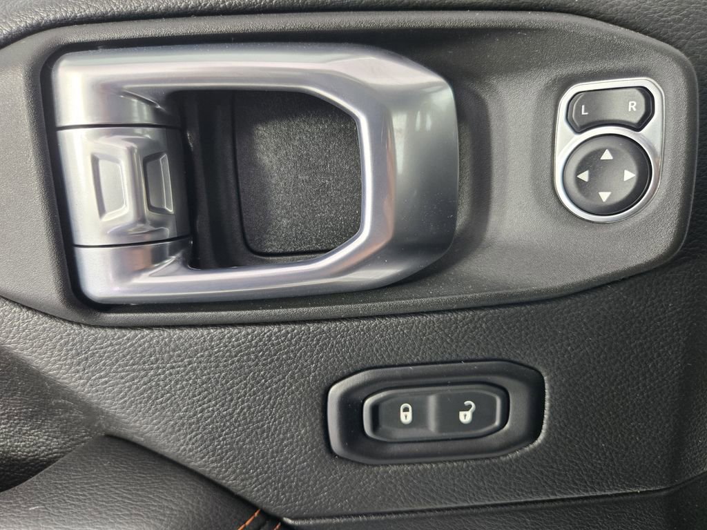 Used 2021 Jeep Gladiator Mojave image 24