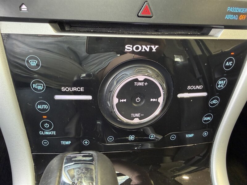 Used 2013 Ford Edge Limited FWD image 21